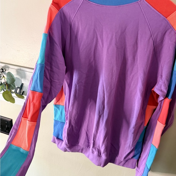 Colorful Patchwork Sweatshirt - Picture 6 of 7